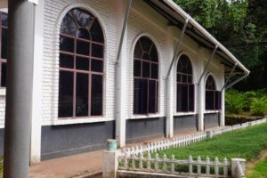 colonial exterior renovation